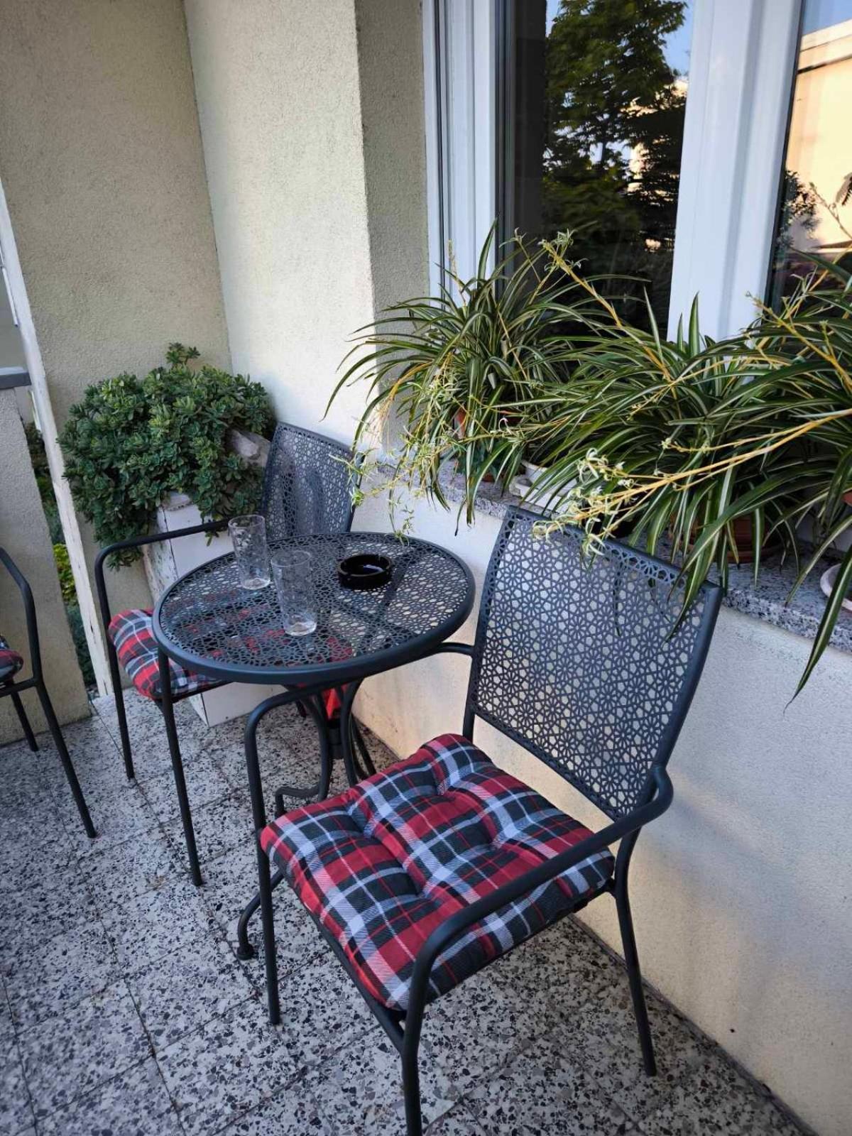 Apartman Snjeska Buzet Exteriör bild